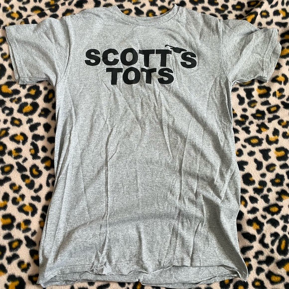 The Office Scott’s Tots Small T-shirt - Picture 3 of 3